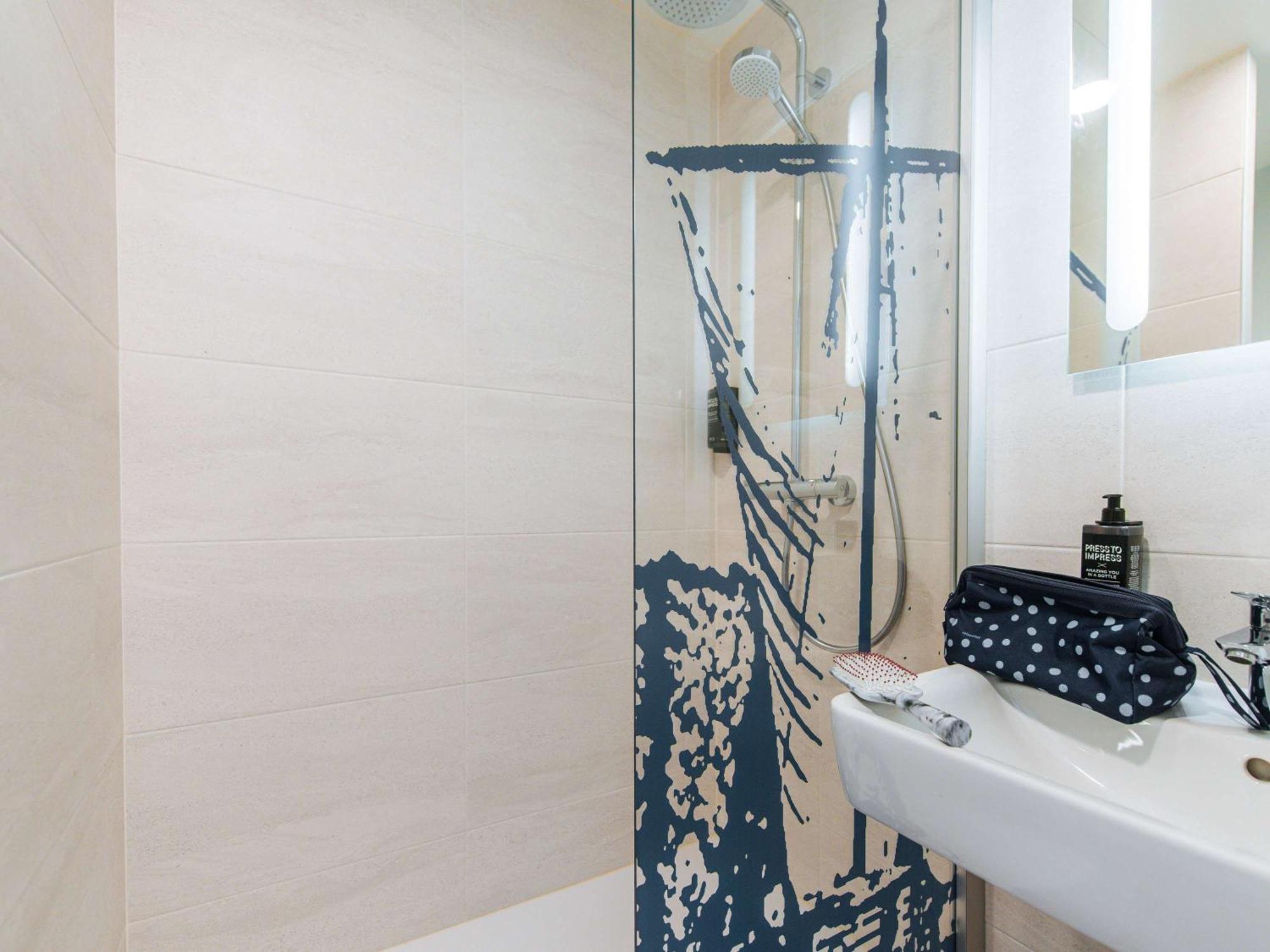 Ibis Styles Ancenis Centre Otel Dış mekan fotoğraf